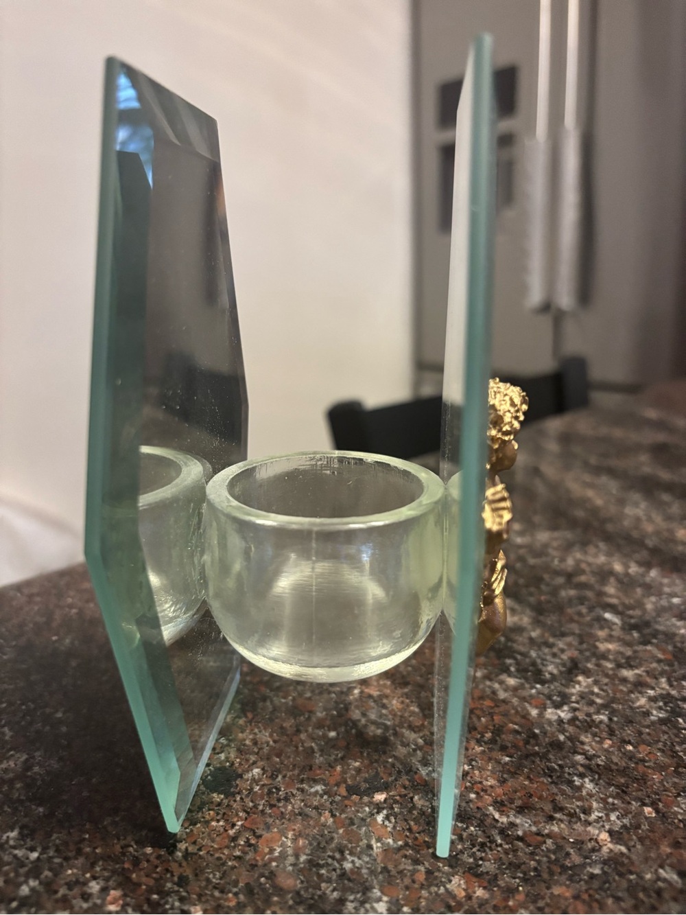 Vintage Mirrored glass gold cherub/angel tea light candle holder - Picture 5 of 7
